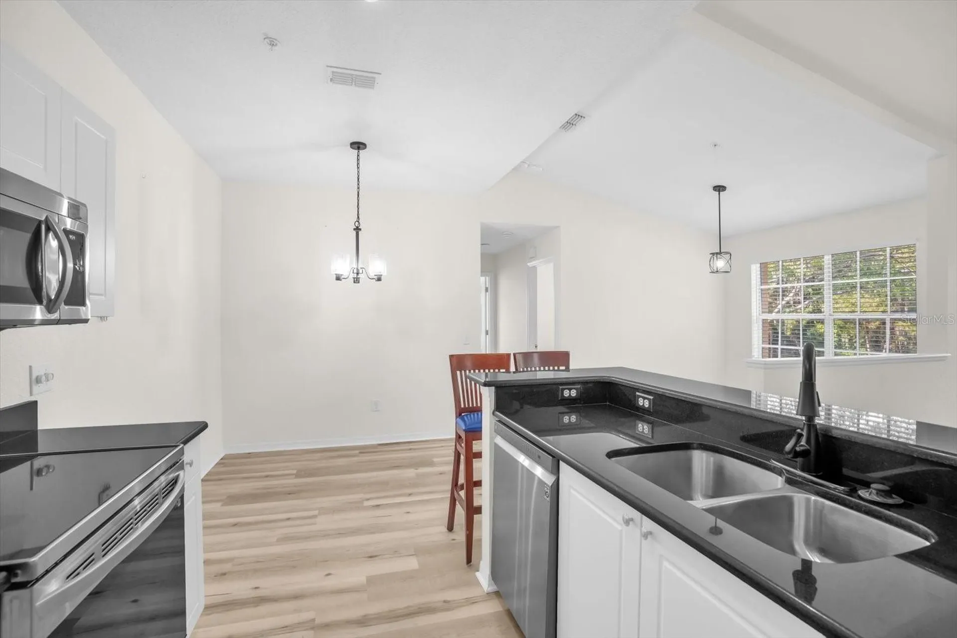 845 Grand Regency Point Altamonte Springs FL 32714