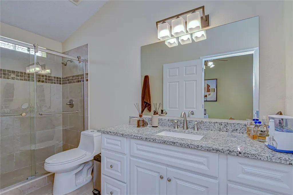 1721 Tropicana Way Valrico FL 33594