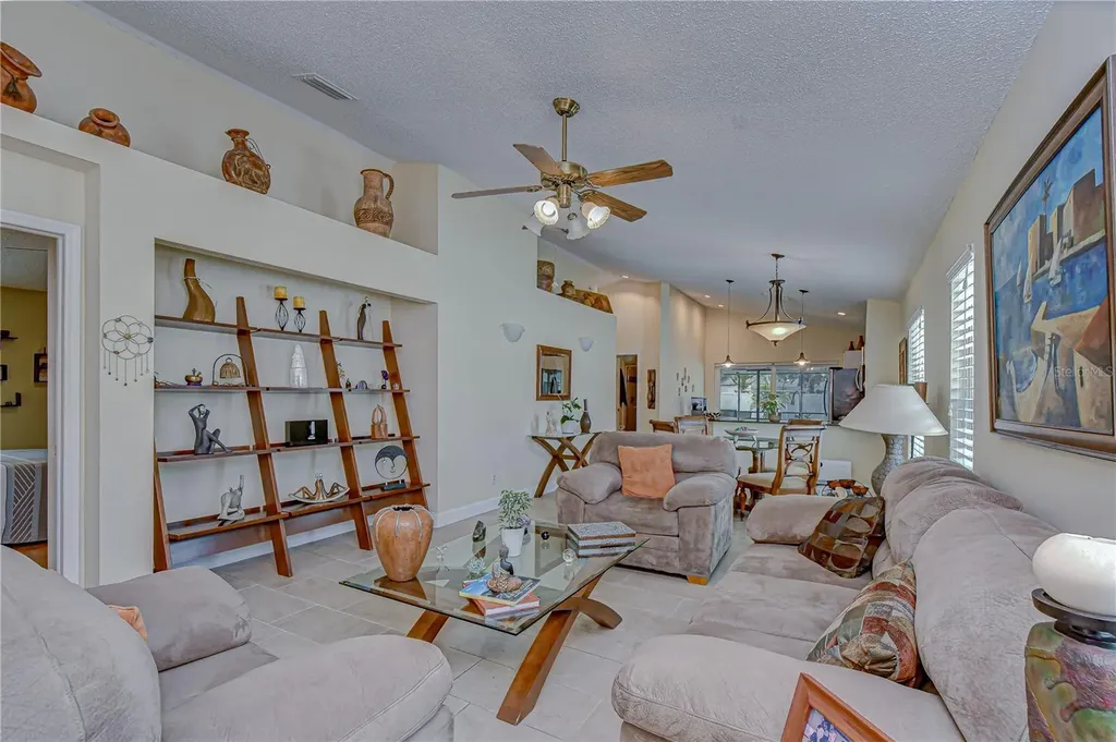 1721 Tropicana Way Valrico FL 33594
