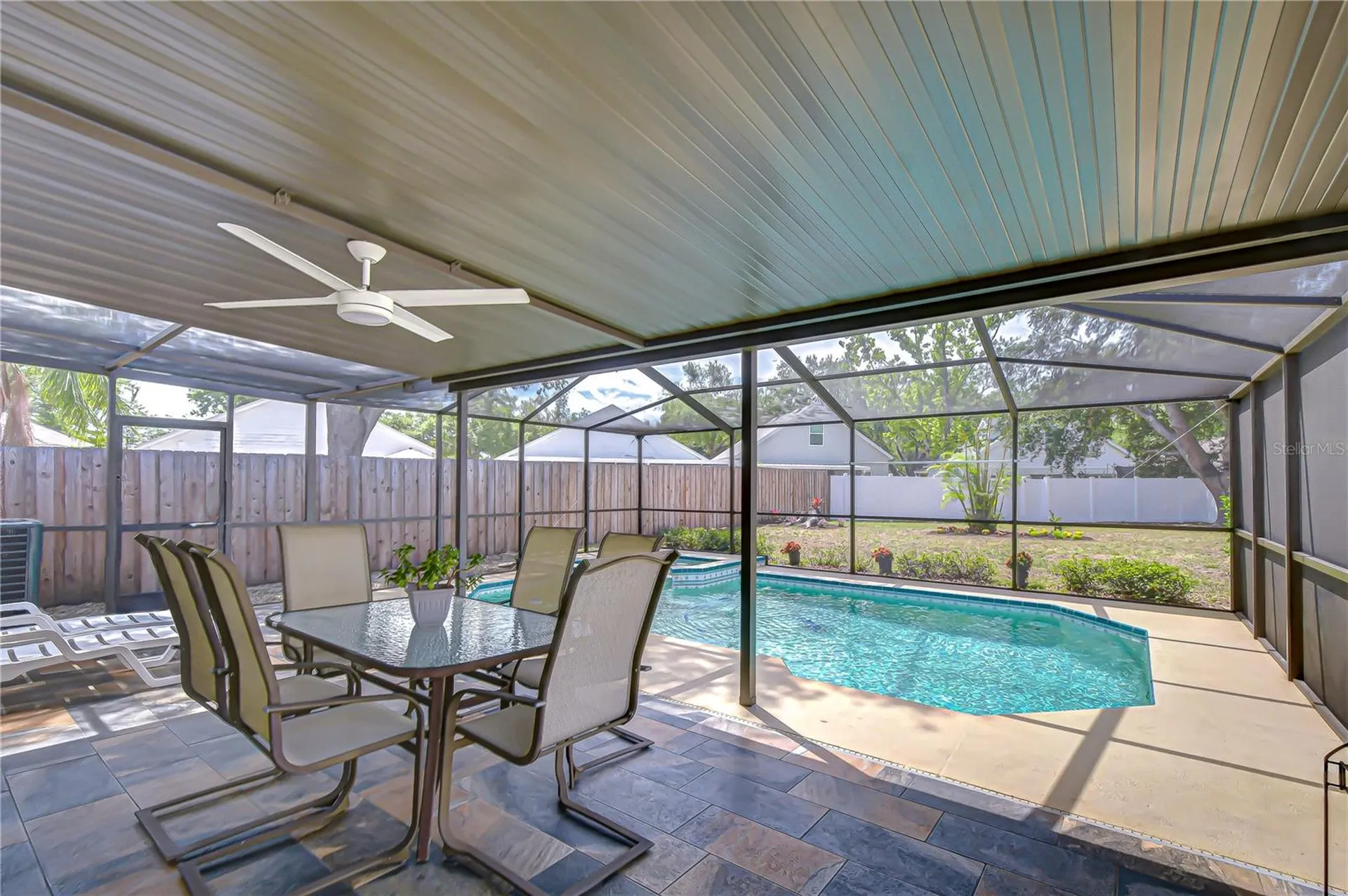 1721 Tropicana Way Valrico FL 33594