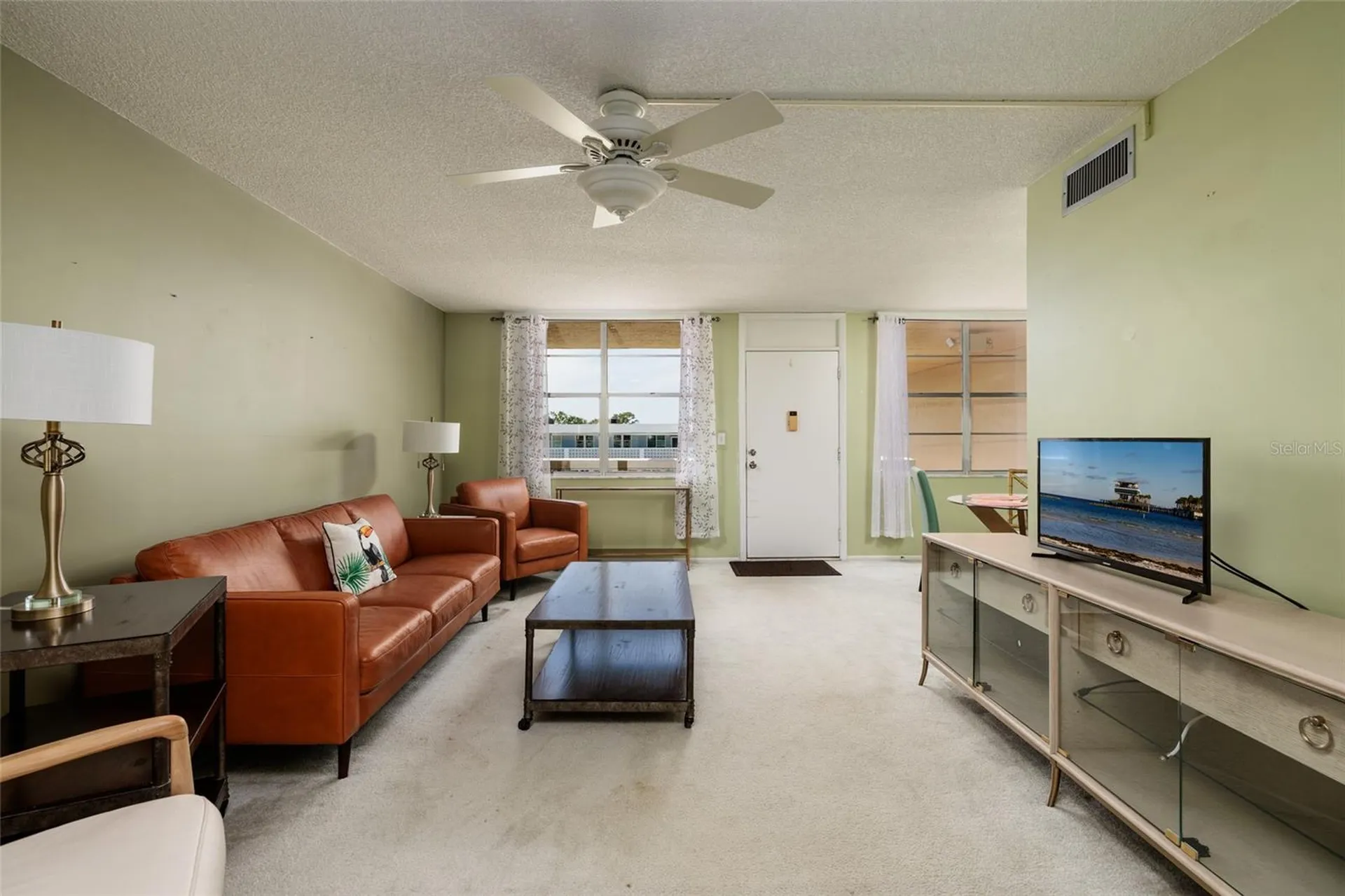 4915 Bay Street NE St Petersburg FL 33703