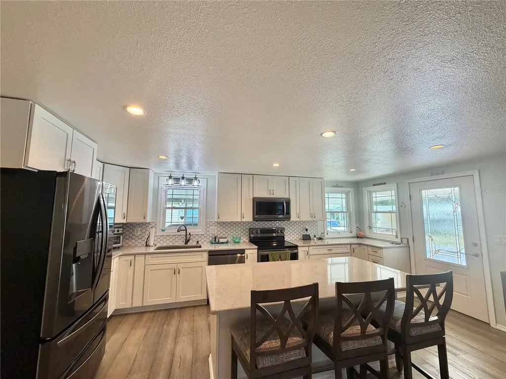 121 Tamarisk Way Leesburg FL 34748