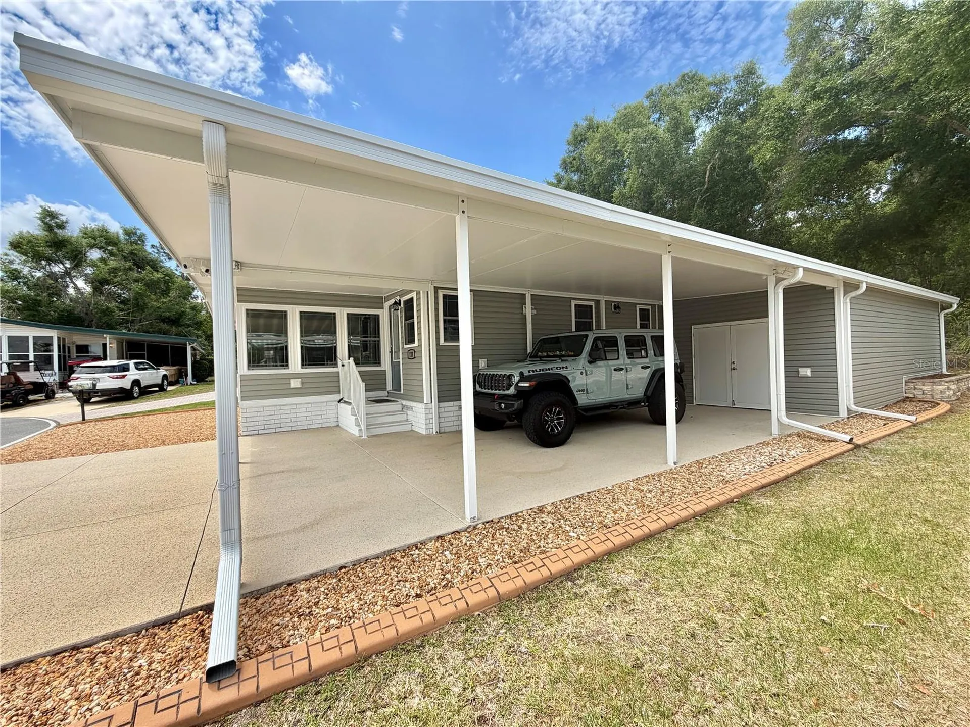 121 Tamarisk Way Leesburg FL 34748