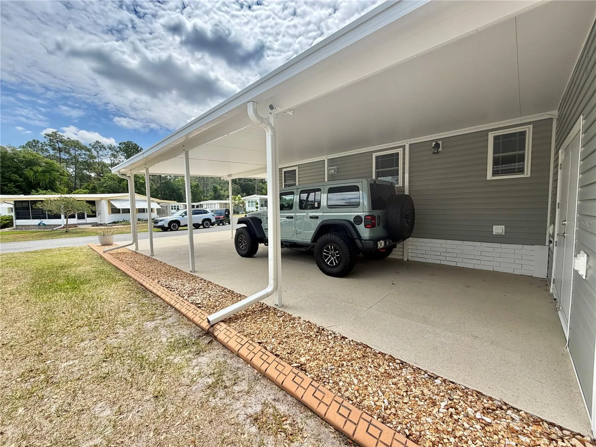 121 Tamarisk Way Leesburg FL 34748