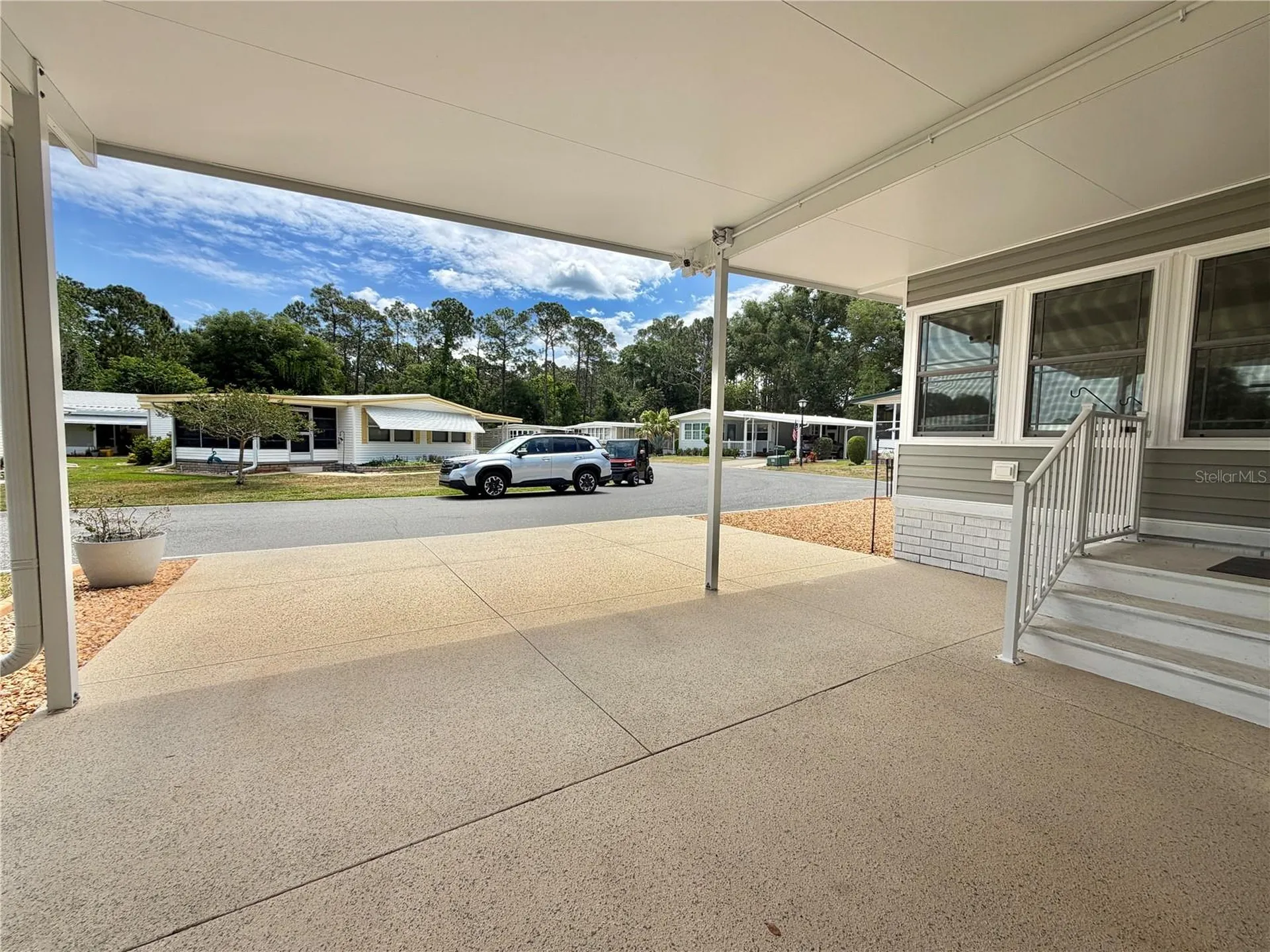 121 Tamarisk Way Leesburg FL 34748