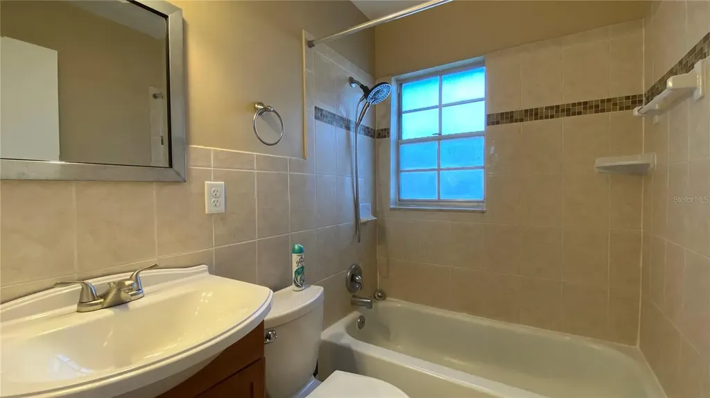 502 Santiago Avenue Orlando FL 32807