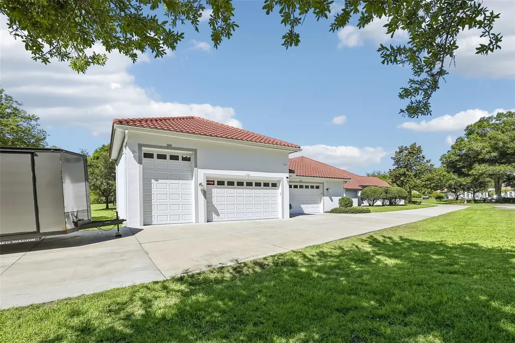 16117 Suncrest Shores Drive Odessa FL 33556