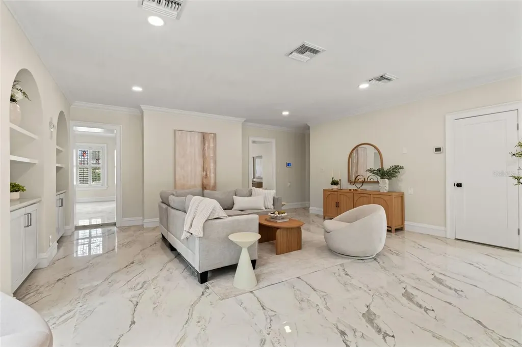 190 Bosphorous Avenue Tampa FL 33606