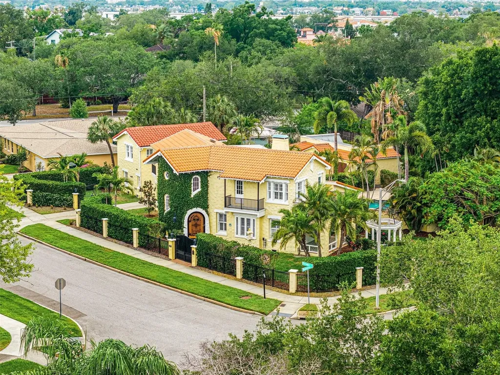 190 Bosphorous Avenue Tampa FL 33606