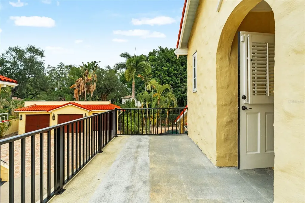 190 Bosphorous Avenue Tampa FL 33606