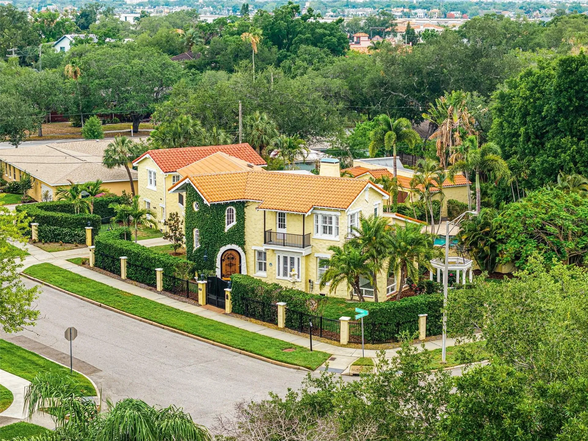 190 Bosphorous Avenue Tampa FL 33606