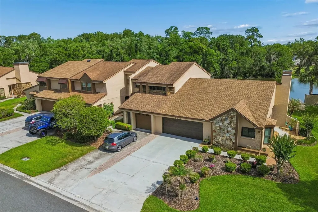 2318 Village Green Boulevard Plant City FL 33566