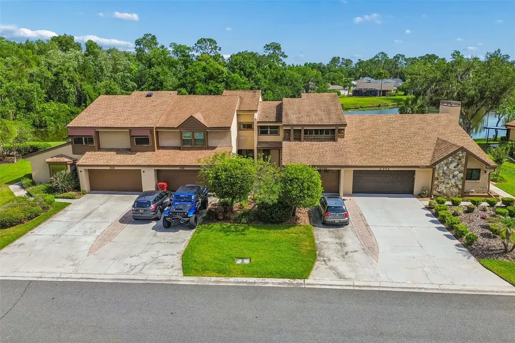 2318 Village Green Boulevard Plant City FL 33566