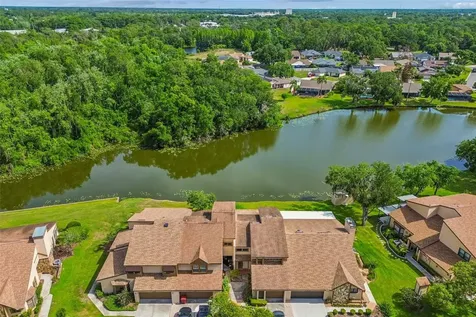 2318 Village Green Boulevard Plant City FL 33566