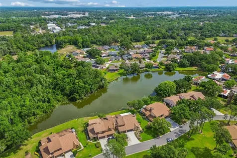 2318 Village Green Boulevard Plant City FL 33566