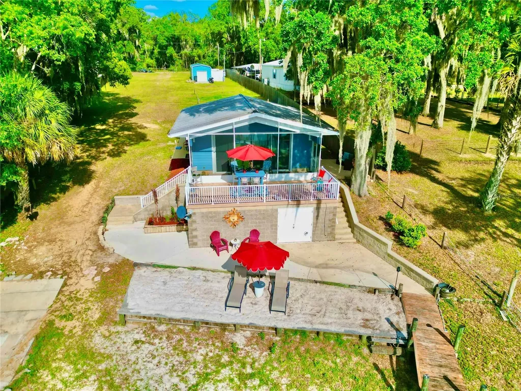 125 Floradandy Road Hawthorne FL 32640