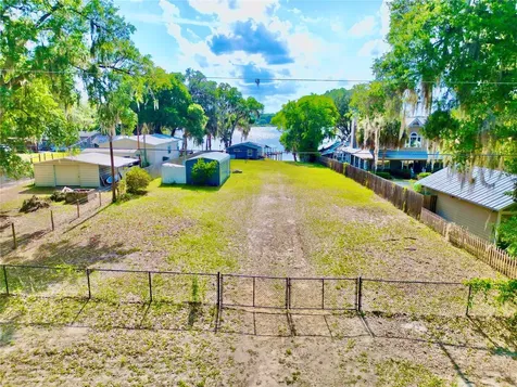 125 Floradandy Road Hawthorne FL 32640