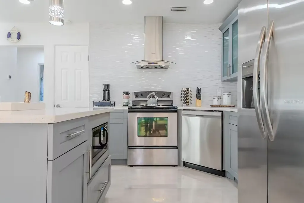 13912 Duley Avenue Hudson FL 34667