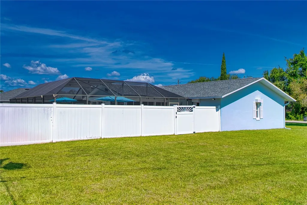 10 Rockwell Lane Palm Coast FL 32164