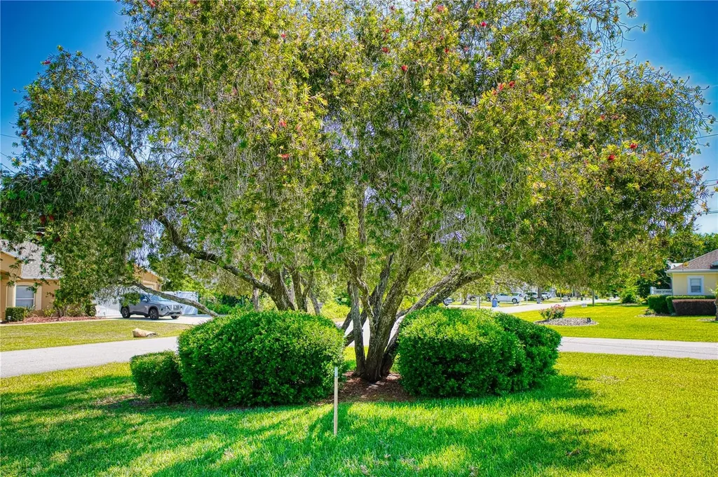 10 Rockwell Lane Palm Coast FL 32164