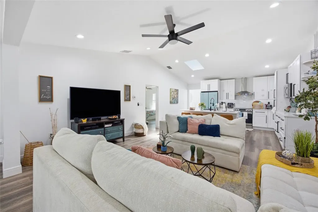 3880 NE 22nd Court Ocala FL 34479