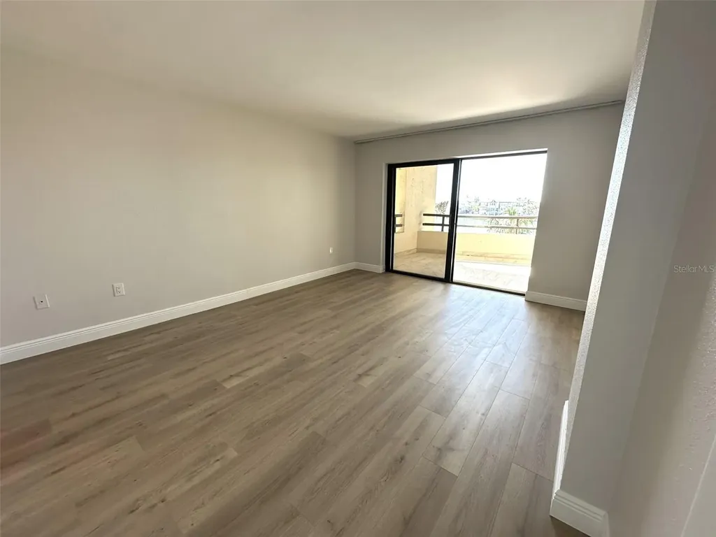 126 1st Street E Tierra Verde FL 33715