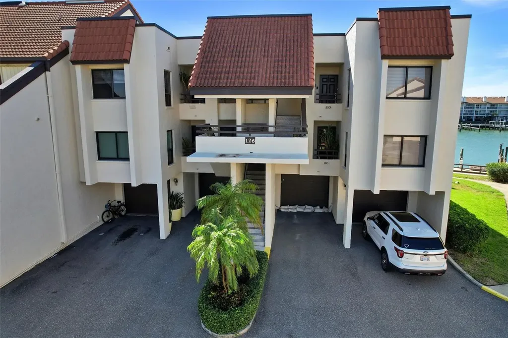 126 1st Street E Tierra Verde FL 33715