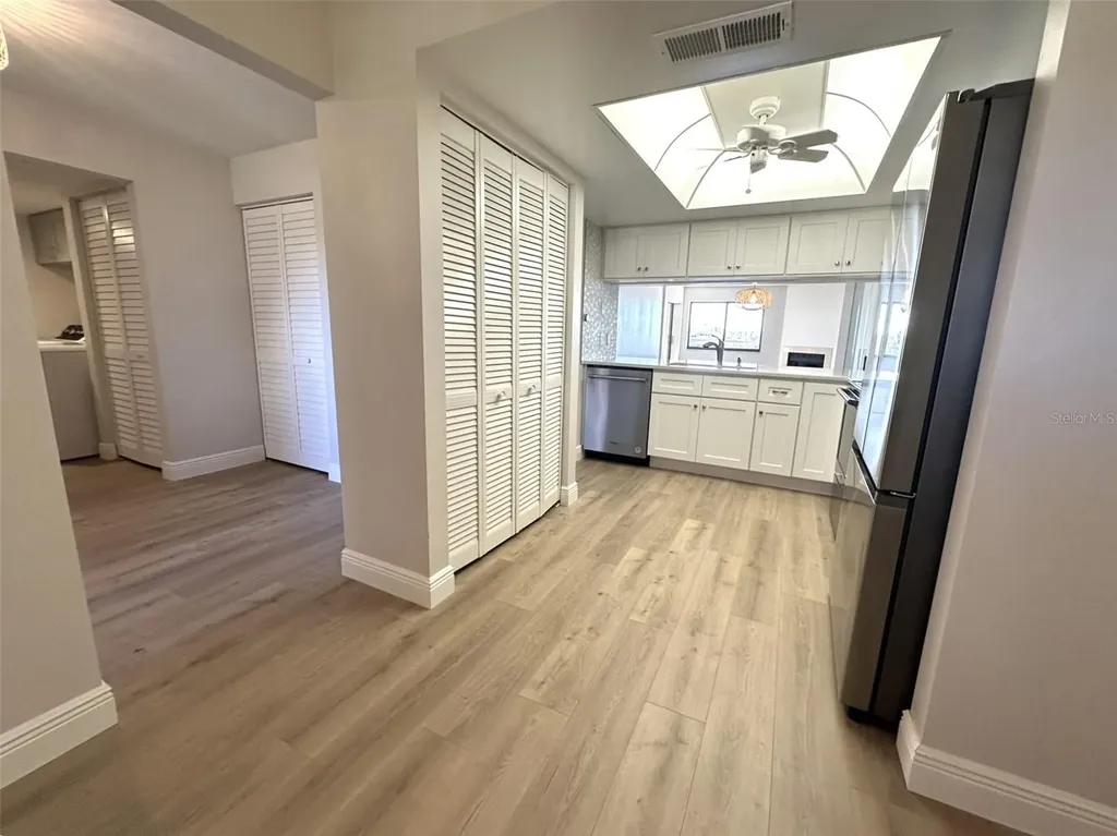 126 1st Street E Tierra Verde FL 33715