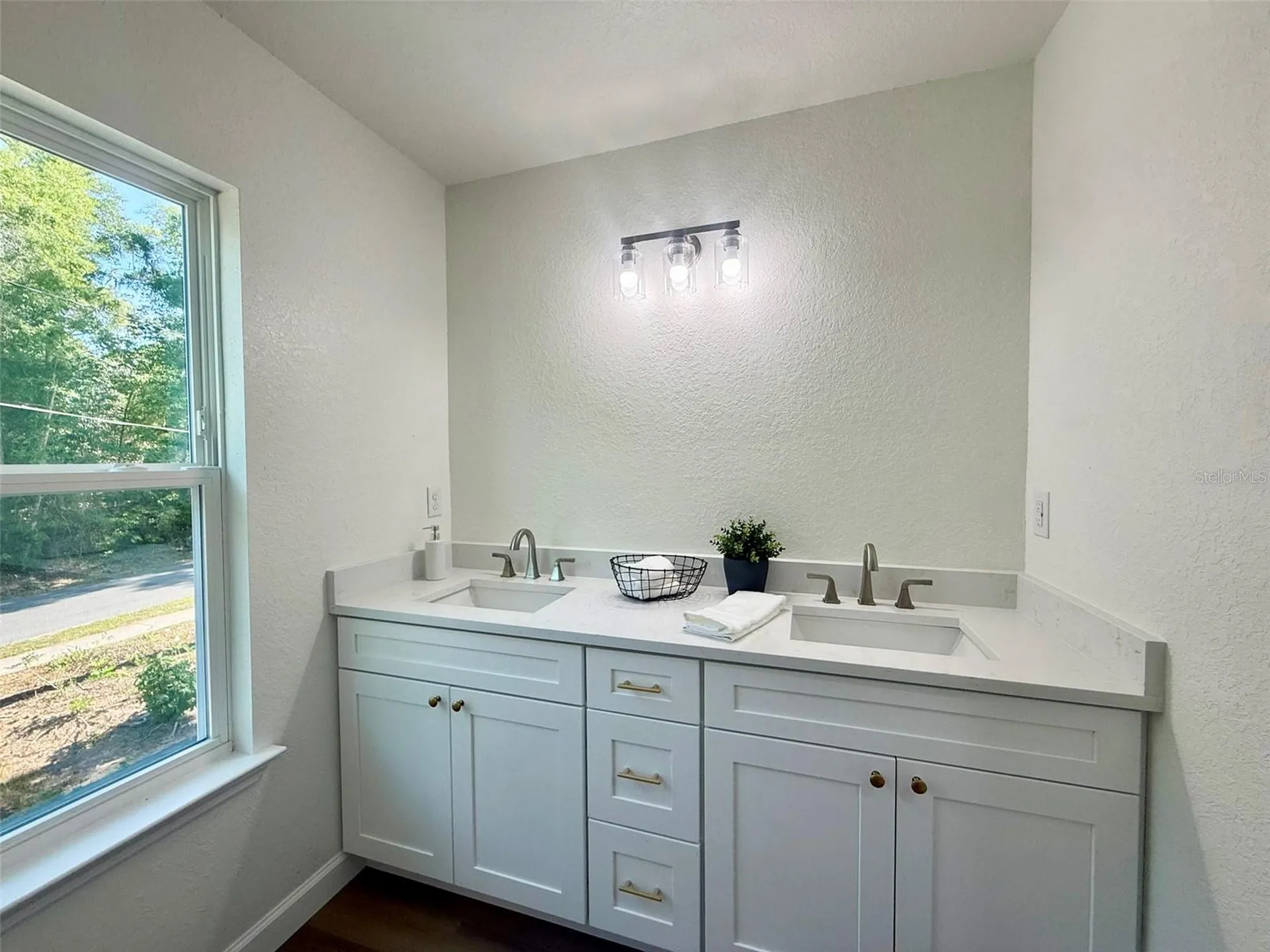 13445 NW 154th Avenue Alachua FL 32615