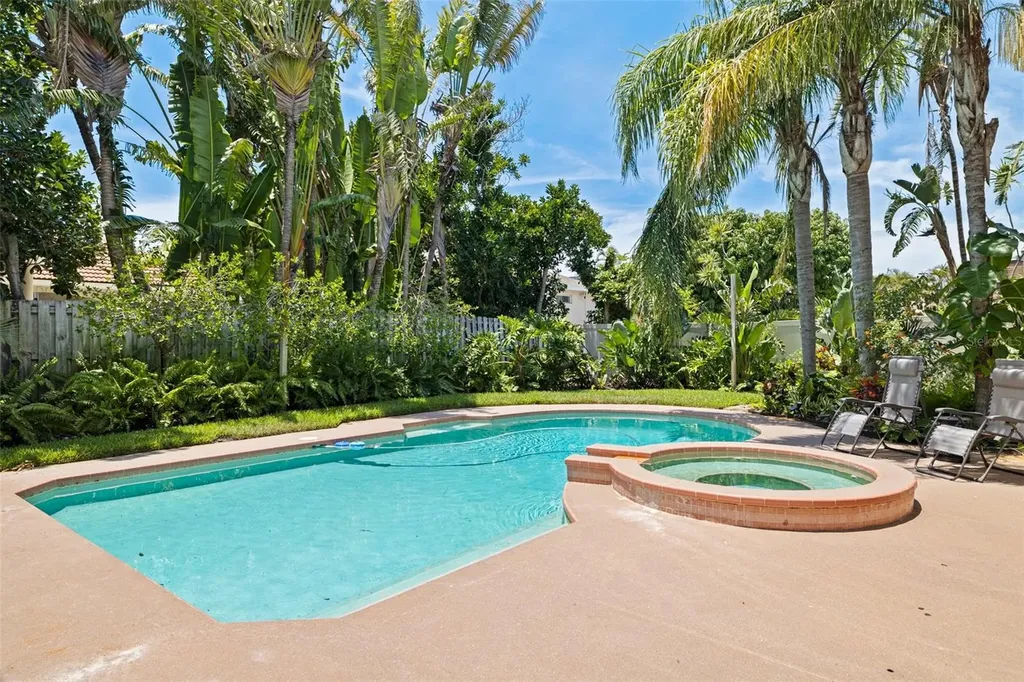 1156 2nd Avenue S Tierra Verde FL 33715