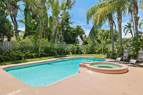 1156 2nd Avenue S Tierra Verde FL 33715
