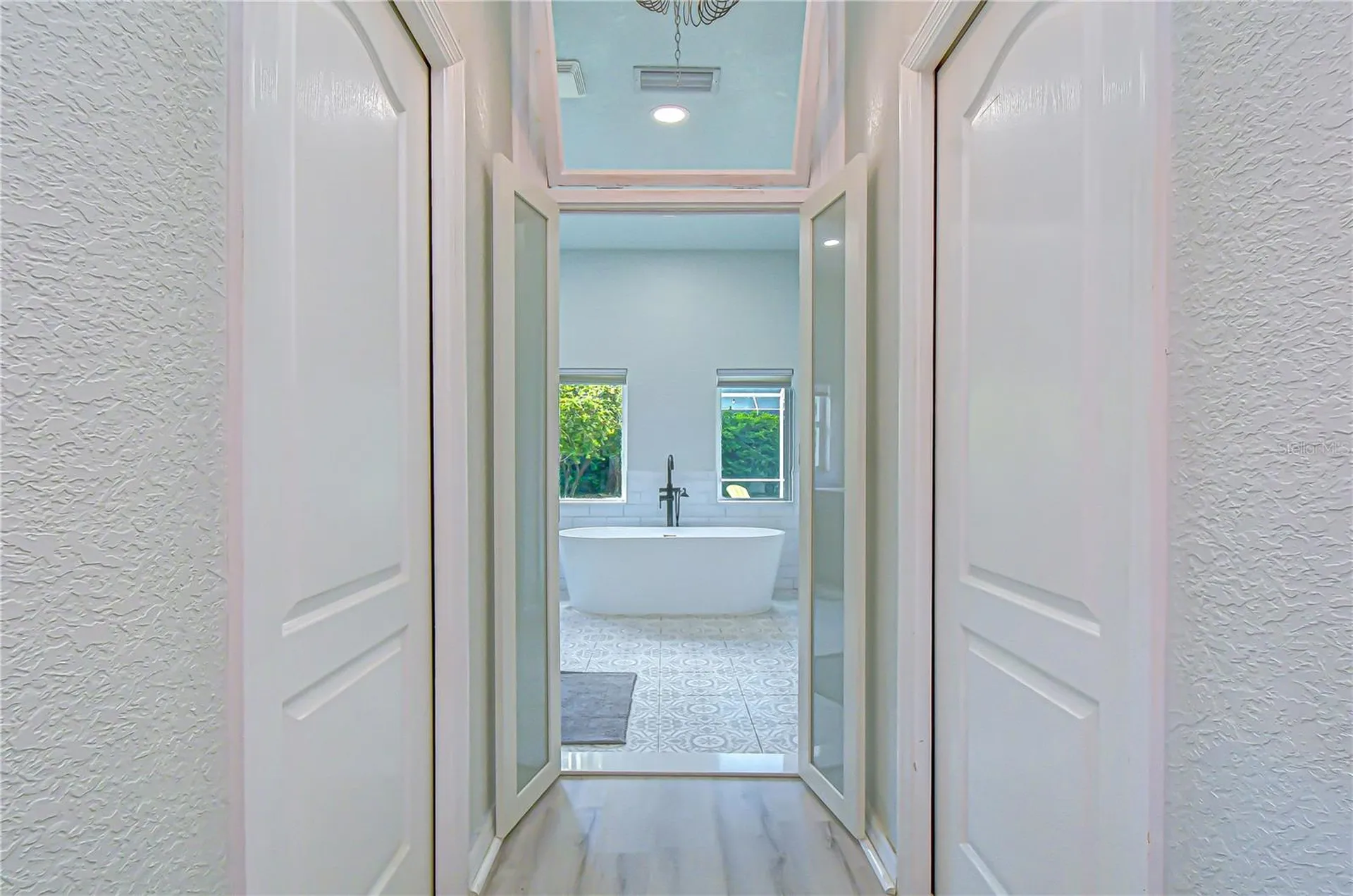 2228 Valrico Forest Drive Valrico FL 33594