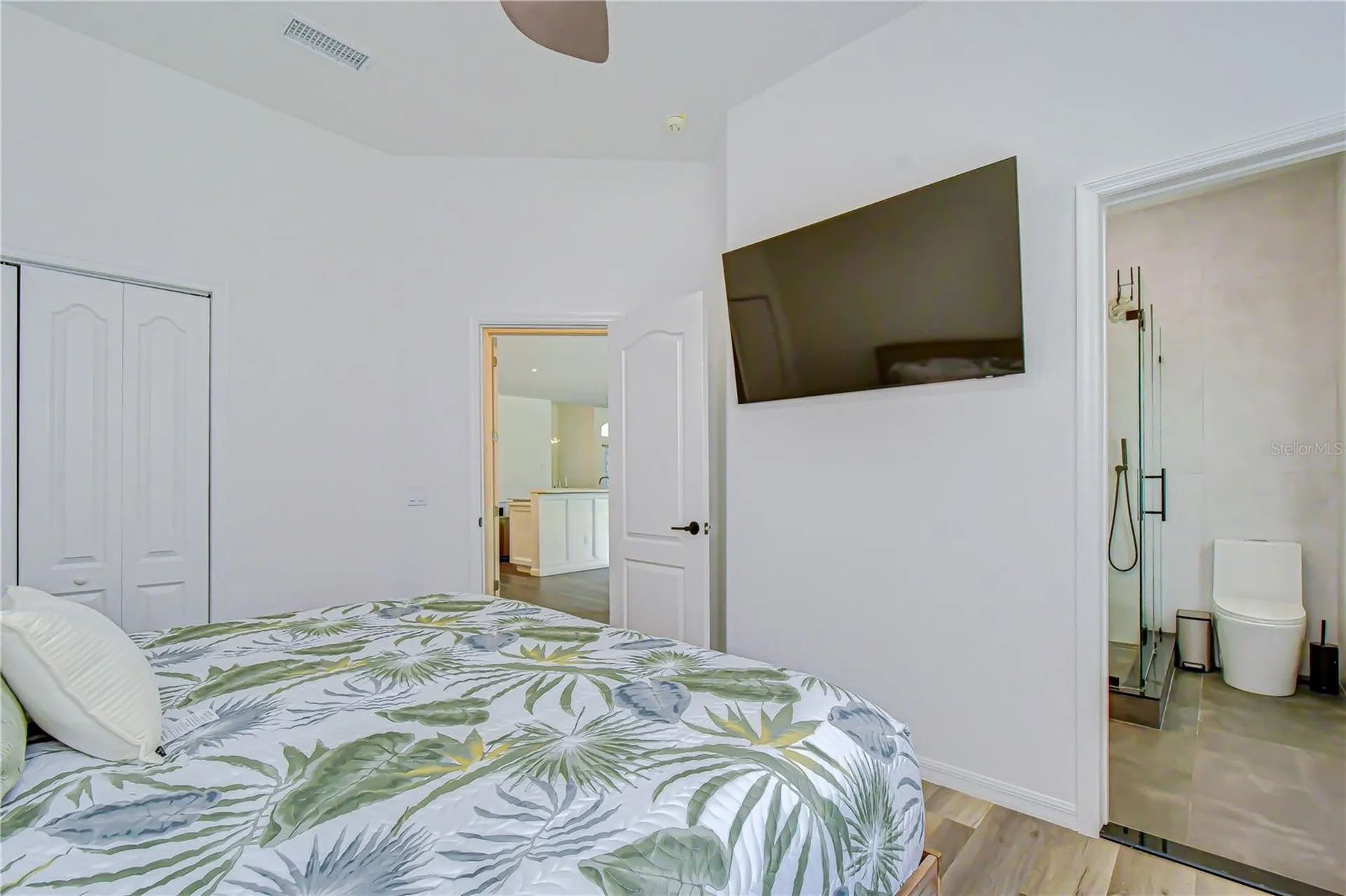 2228 Valrico Forest Drive Valrico FL 33594