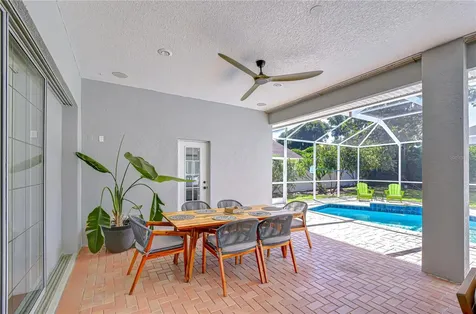 2228 Valrico Forest Drive Valrico FL 33594