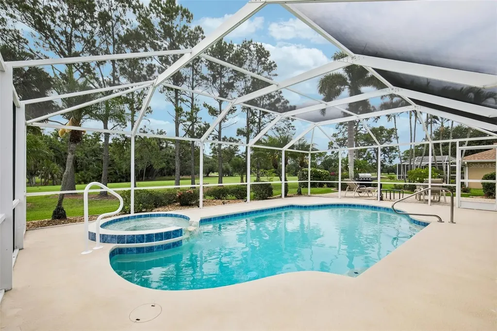 530 Magellan Drive Sarasota FL 34243