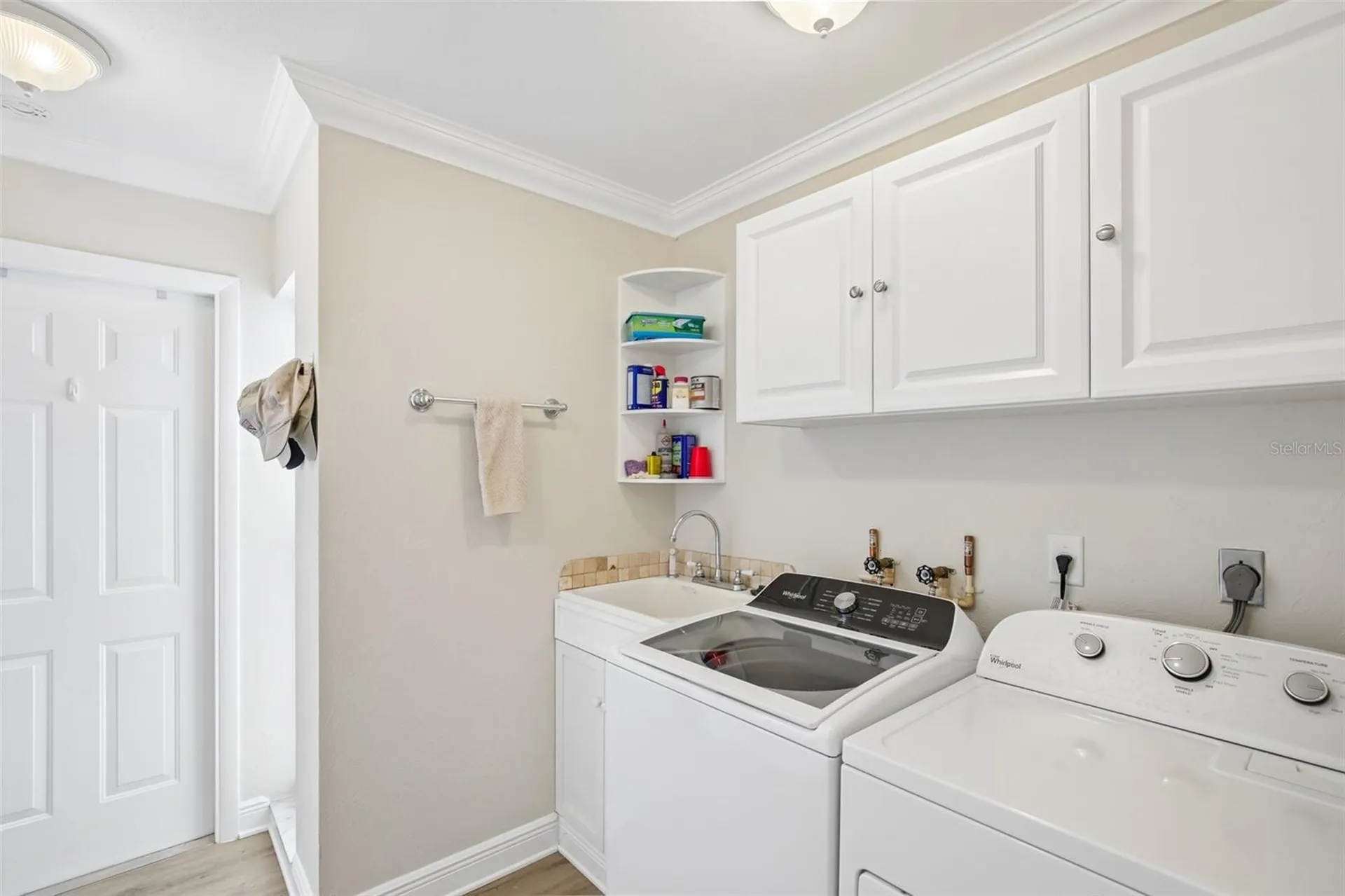 530 Magellan Drive Sarasota FL 34243