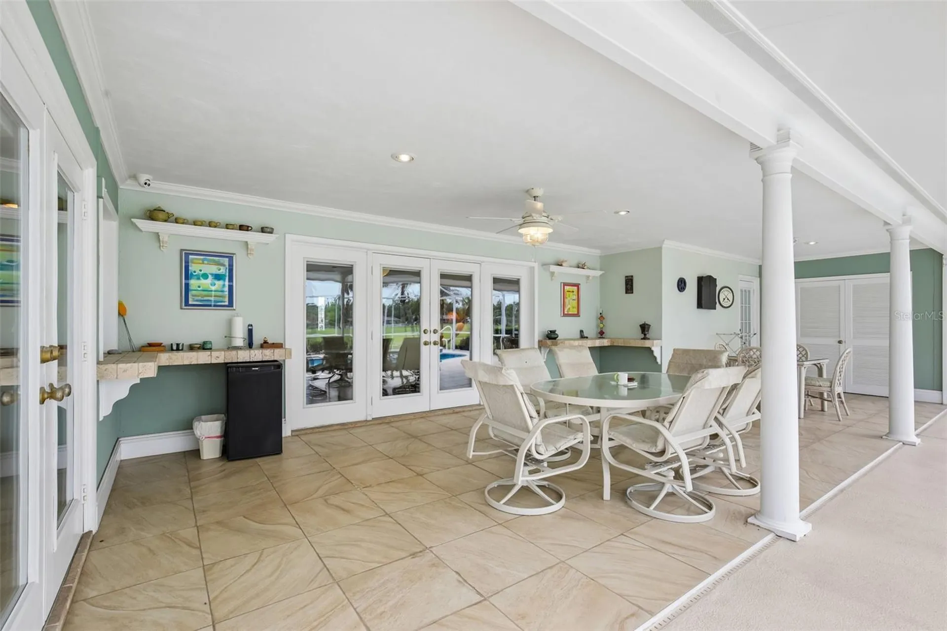 530 Magellan Drive Sarasota FL 34243