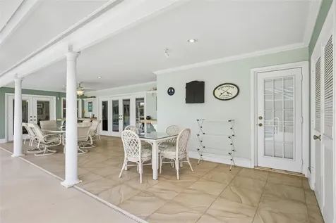 530 Magellan Drive Sarasota FL 34243
