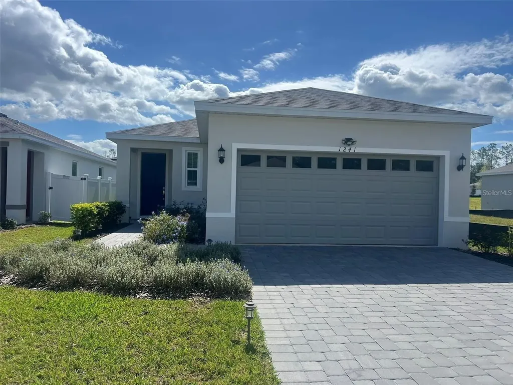 1241 Atlantic Avenue Fruitland Park FL 34731