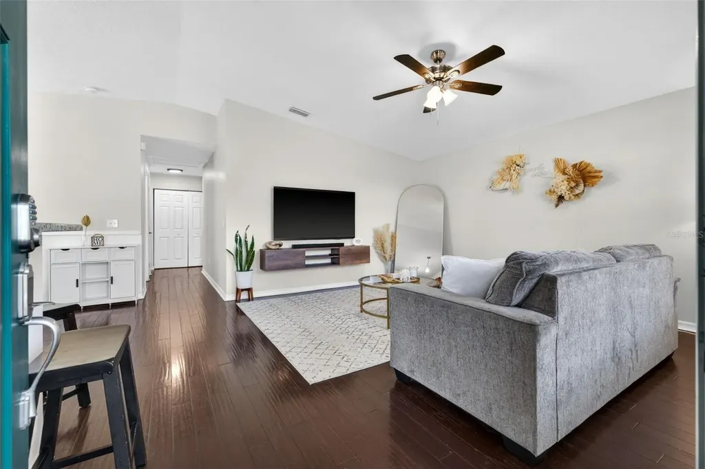 5801 N Miami Place Tampa FL 33604