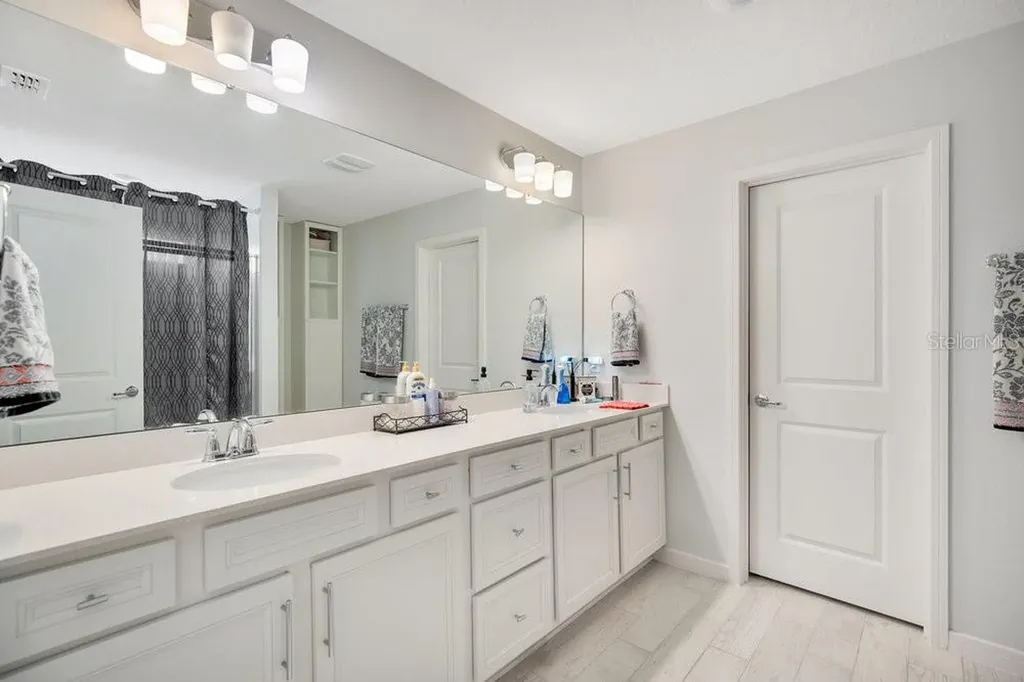 1457 Grand Palm Drive Orlando FL 32828