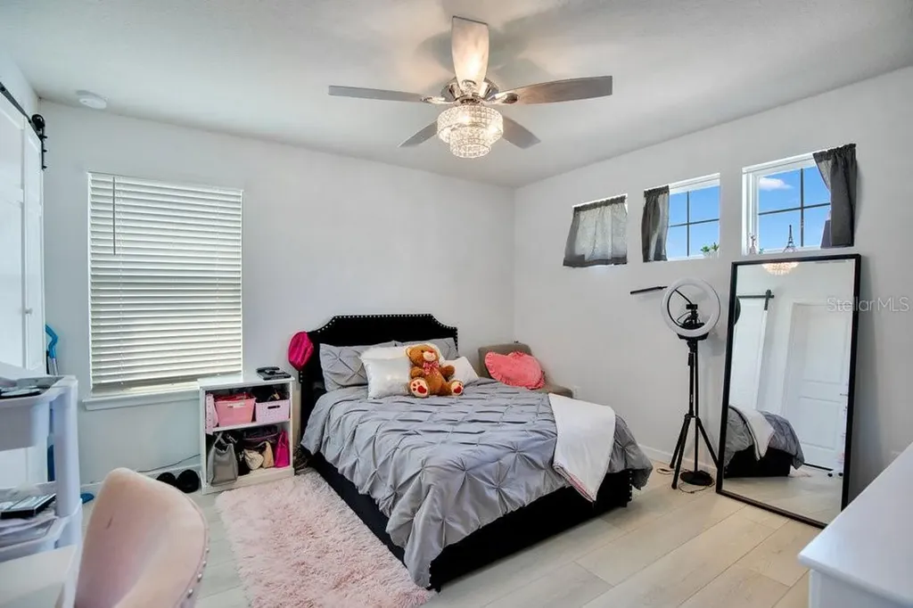 1457 Grand Palm Drive Orlando FL 32828
