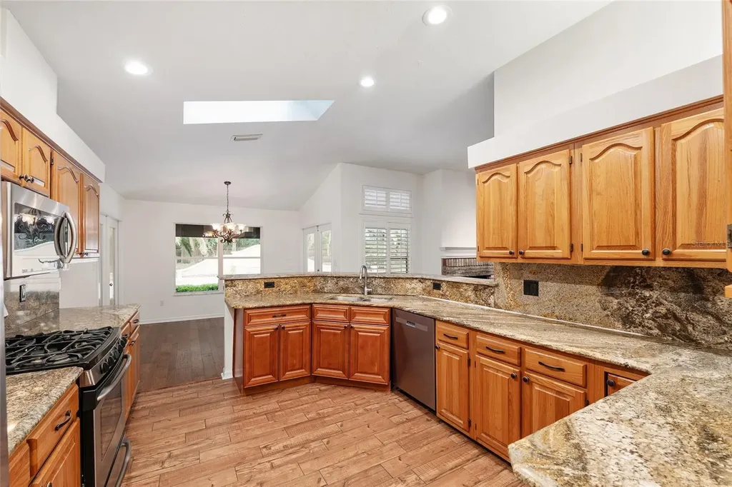13717 SW 1st Road Newberry FL 32669