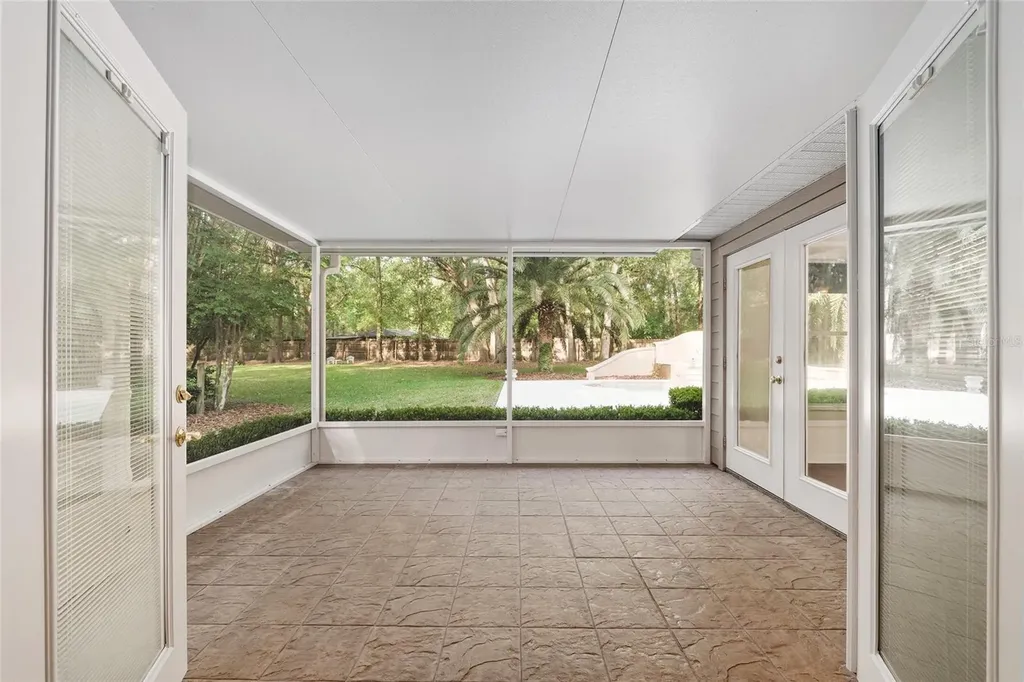 13717 SW 1st Road Newberry FL 32669