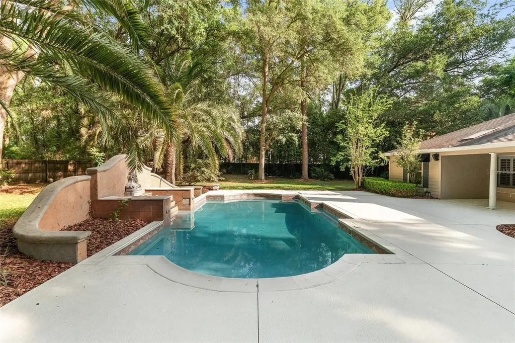 13717 SW 1st Road Newberry FL 32669