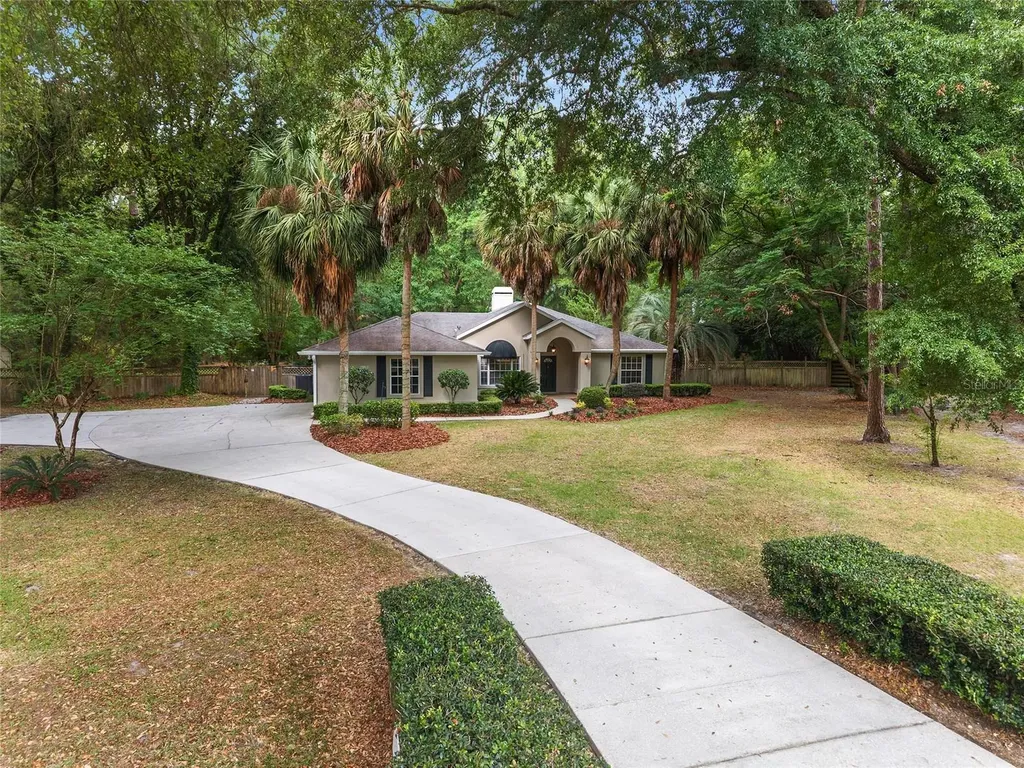 13717 SW 1st Road Newberry FL 32669