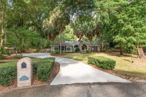 13717 SW 1st Road Newberry FL 32669