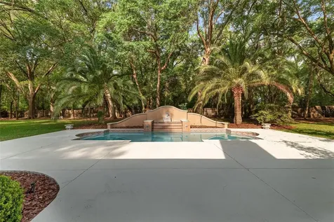 13717 SW 1st Road Newberry FL 32669