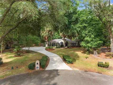 13717 SW 1st Road Newberry FL 32669