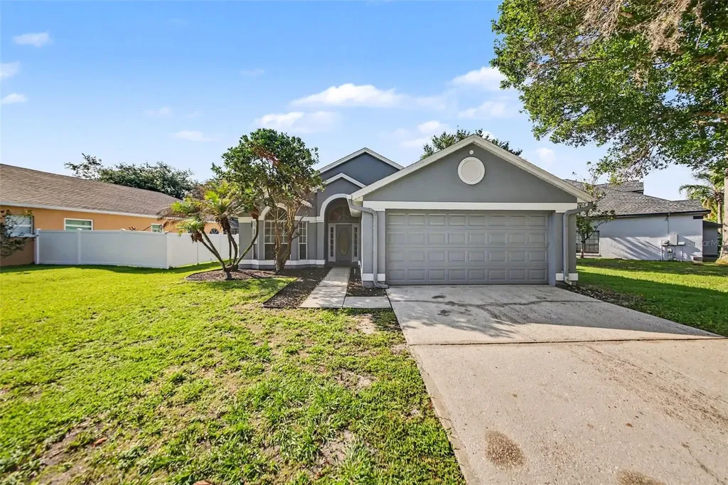 11040 NW Fairhaven Way Orlando FL 32825